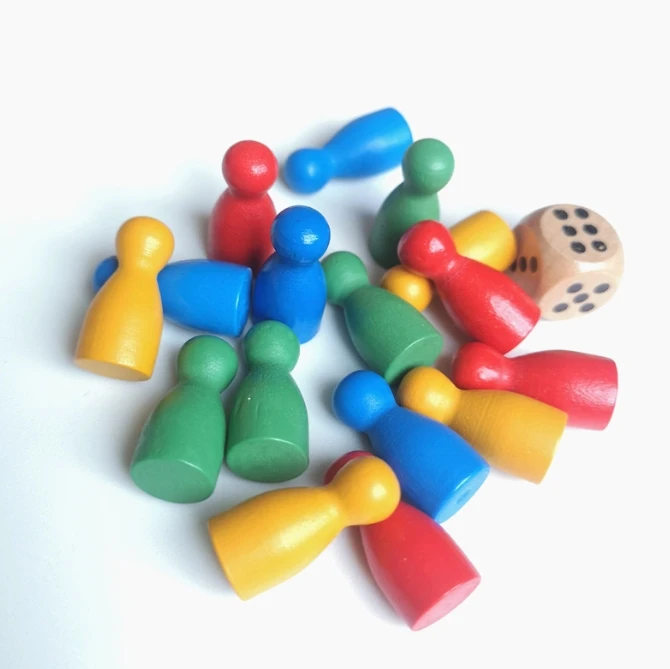 100 Pcs Colorful Wooden Chess  – Board Game Vector recenzja i cena